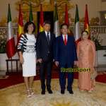 Renzi vede la moglie vestita di bianconero e vomita addosso al Ministro vietnamita!